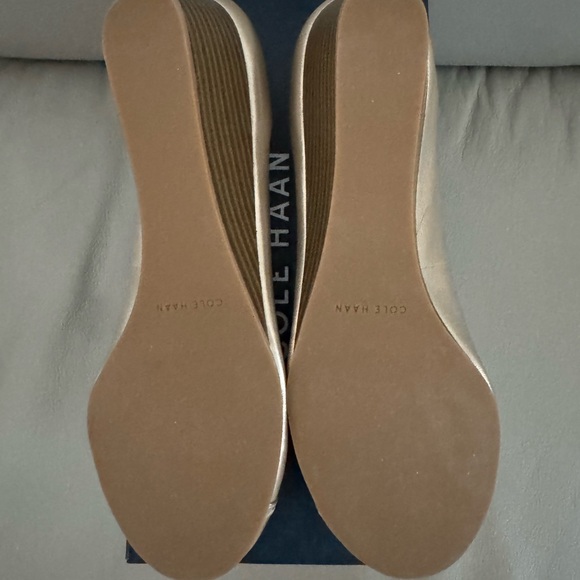 Cole Haan Elsie Cap Toe Wedge II, Soft Gold, Size 8.5, NWT - Picture 5 of 5